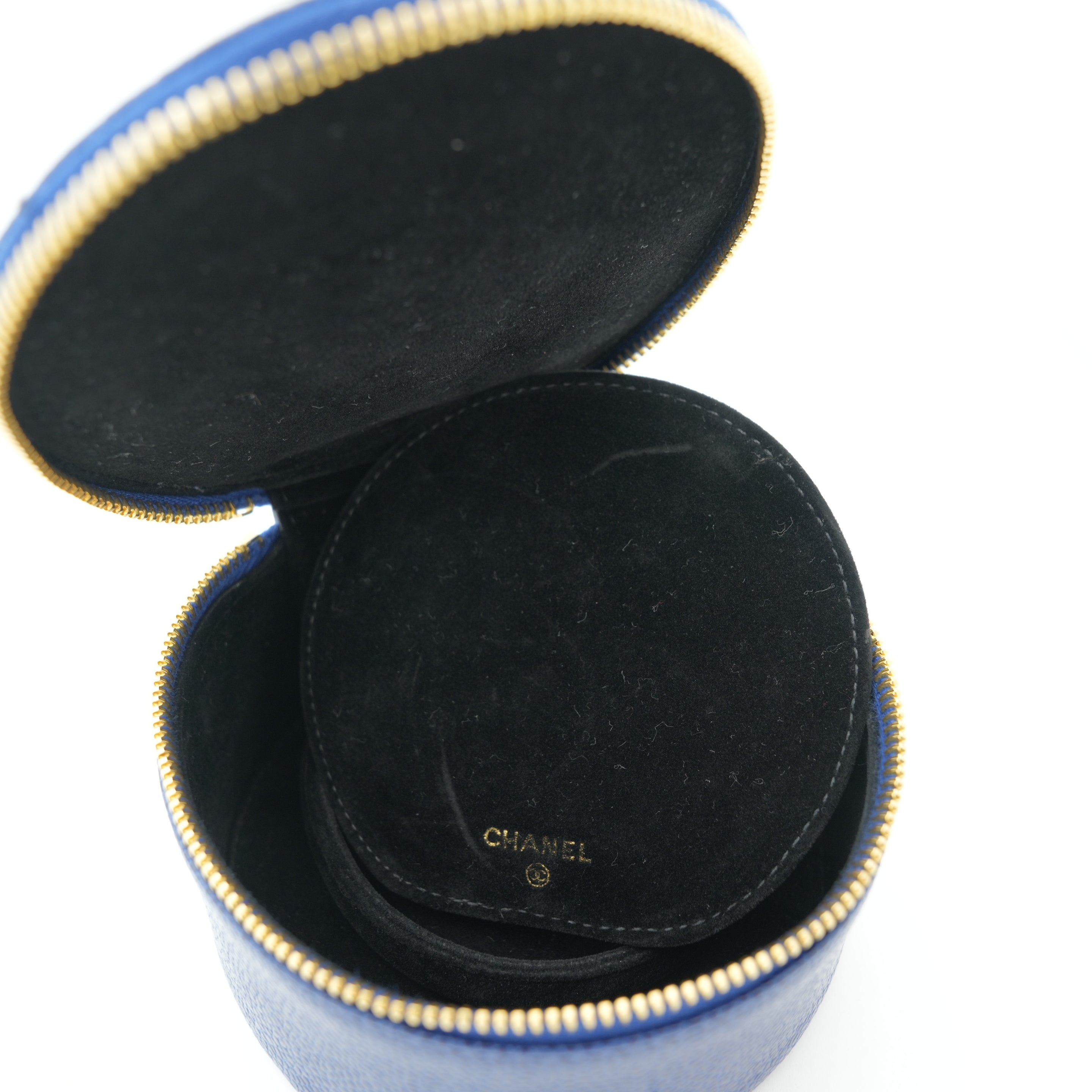 CHANEL 1994–1996 Caviar Skin Pouch Jewelry Case