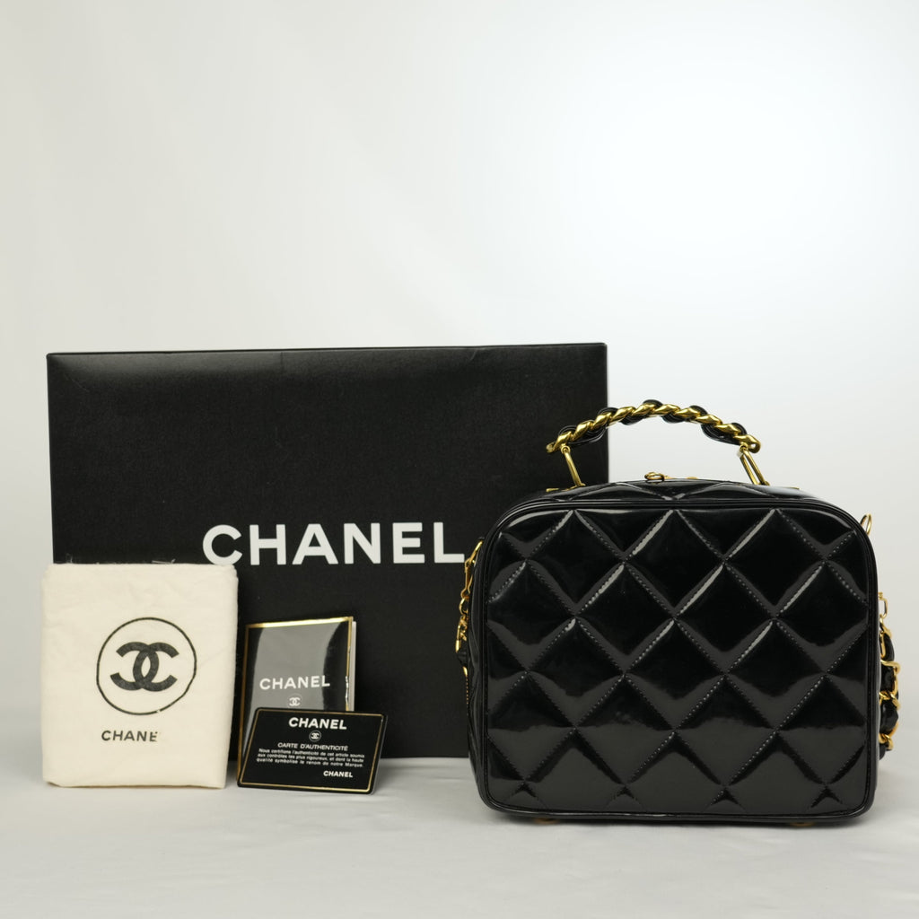 CHANEL 1994–1996 Matelassé Chain Shoulder Bag