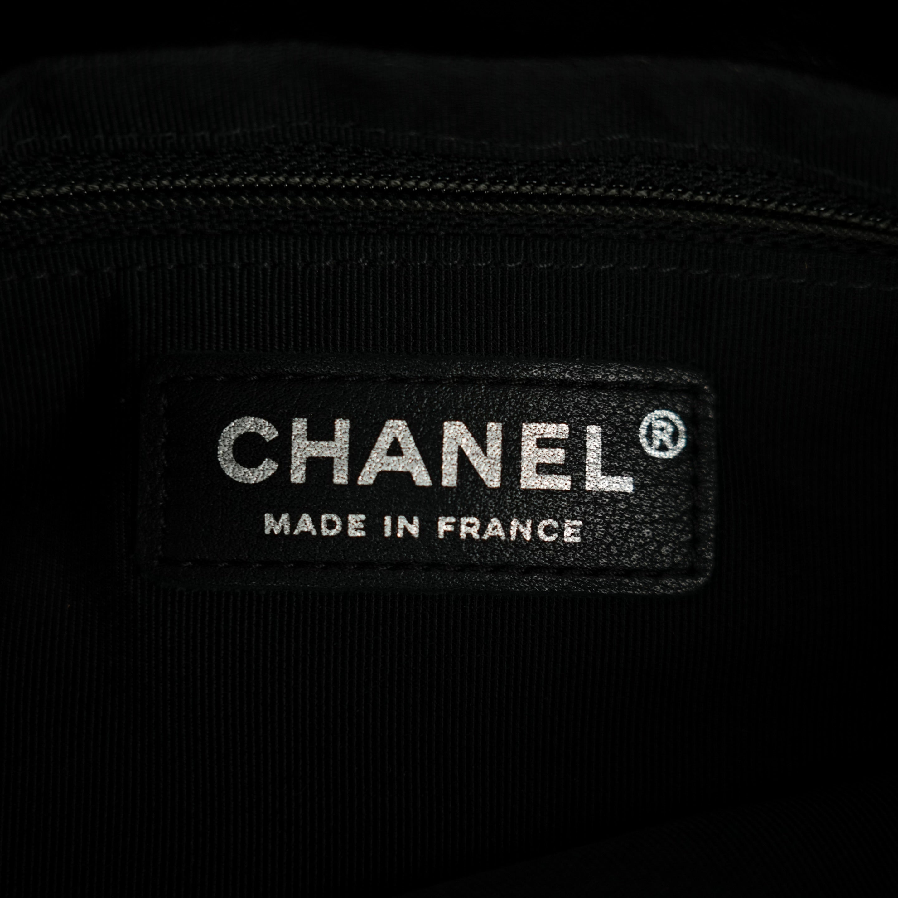 CHANEL Chain Shoulder Bag