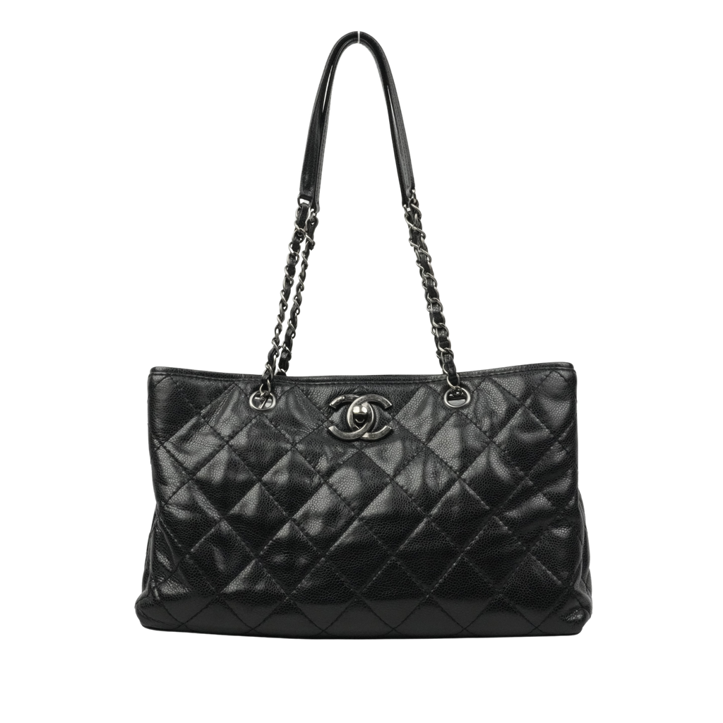 CHANEL 1991–1994 Matelassé Caviar Leather Shoulder Bag