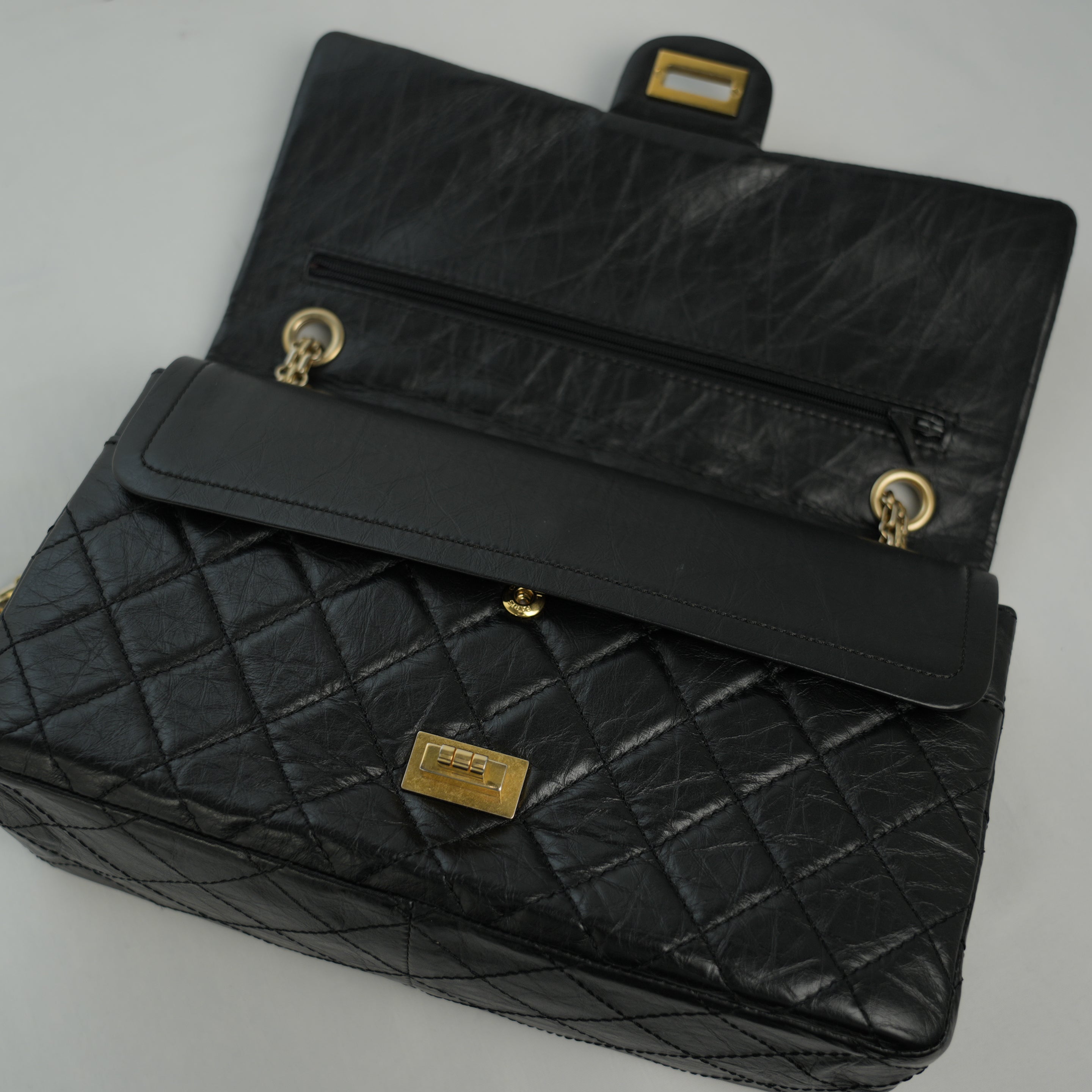 CHANEL 2008-2009 2.55 Chain Shoulder Bag