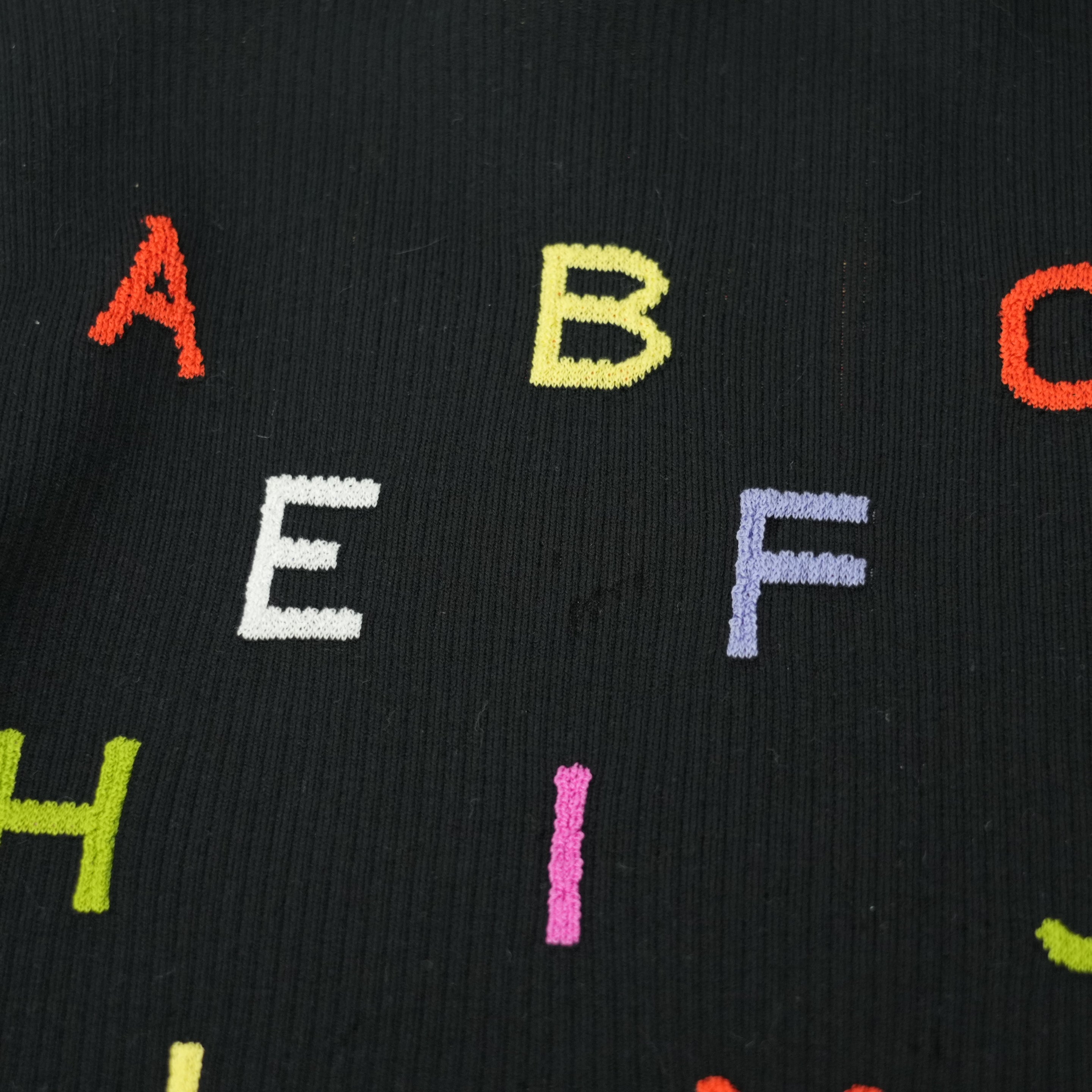 CHANEL 2001 Knit Sweater Top Apparel