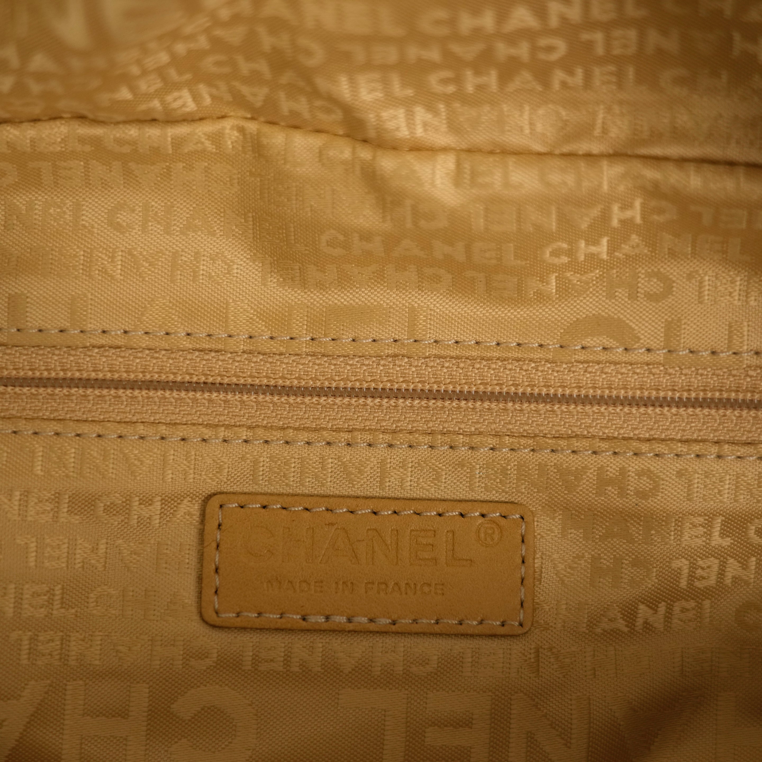 CHANEL 2003-2004 Coco Mark Handbag