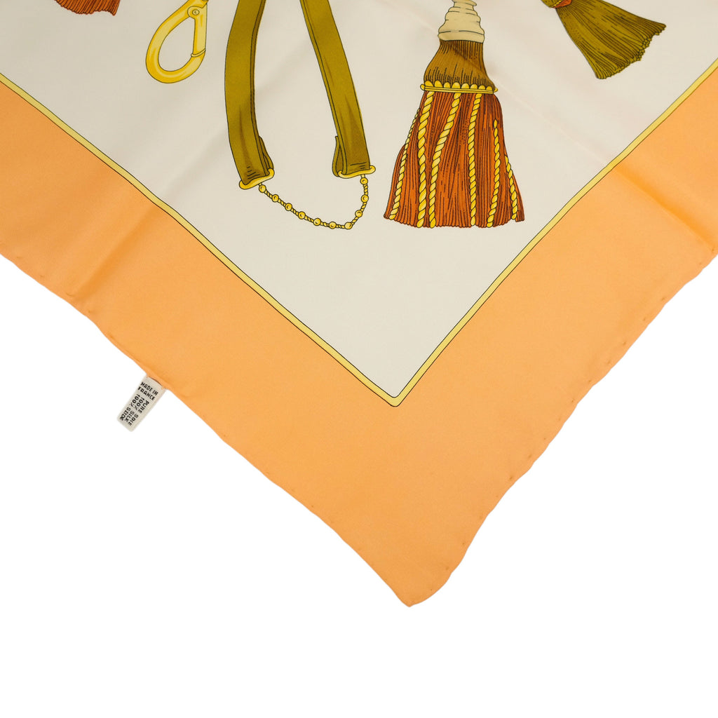 CELINE Tassel Chain Carre 90 Scarf