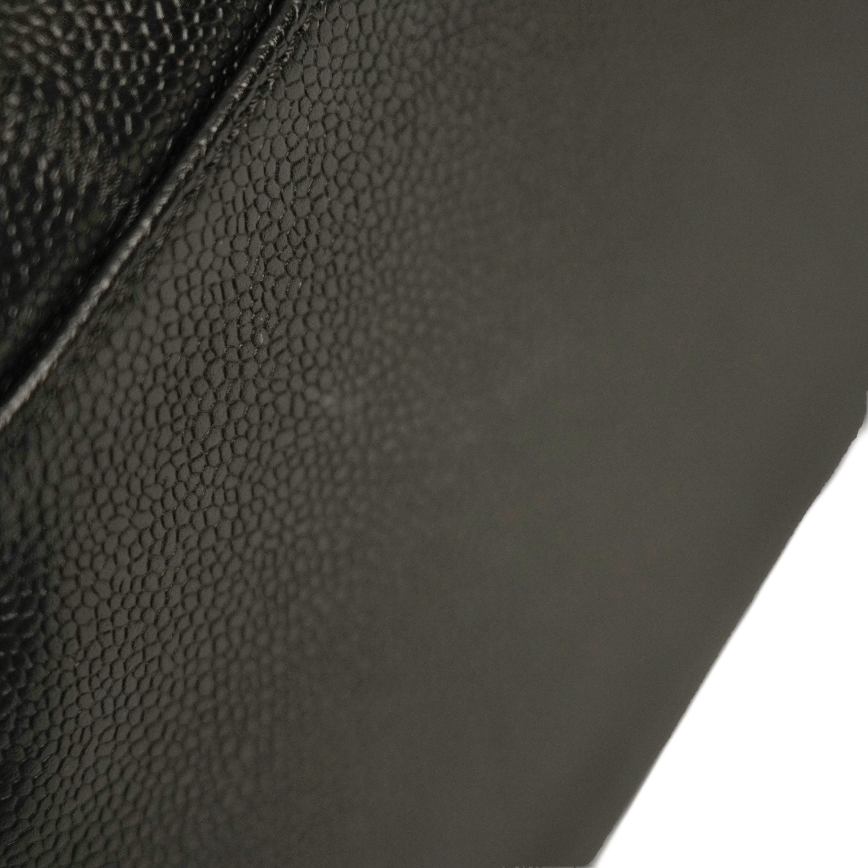 CHANEL 2004–2005 Chocolate Bar Stitch Shoulder Bag