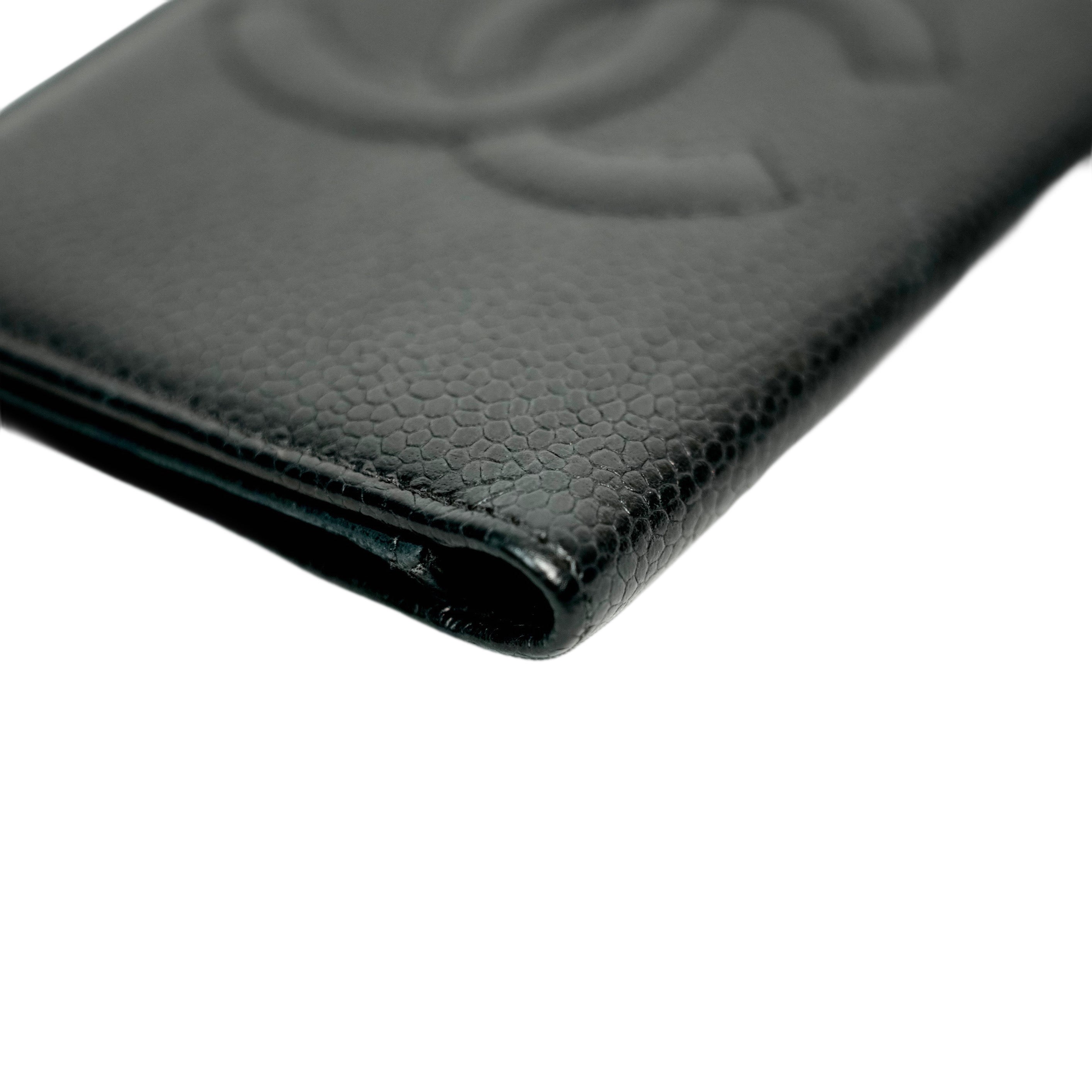 CHANEL 1996-1997 Caviar Skin Coco Mark Card Case