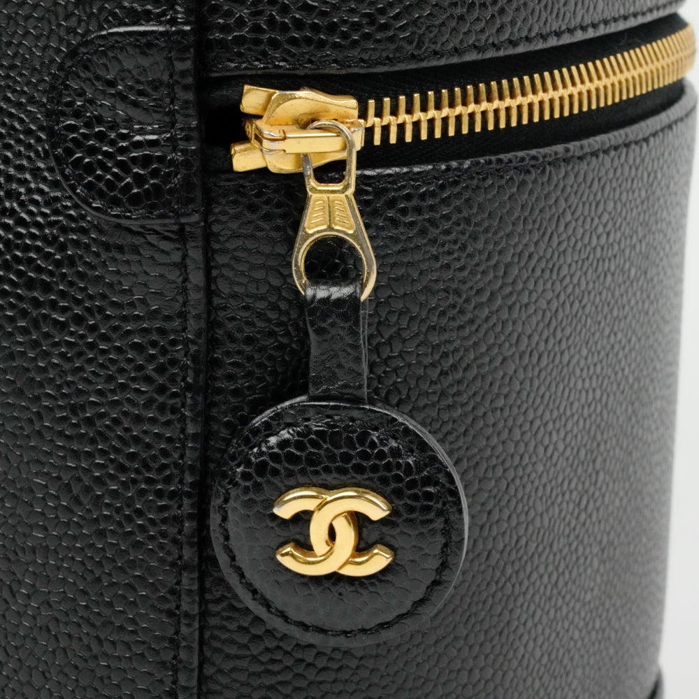 CHANEL 2000–2002 Caviar Skin Vanity Handbag