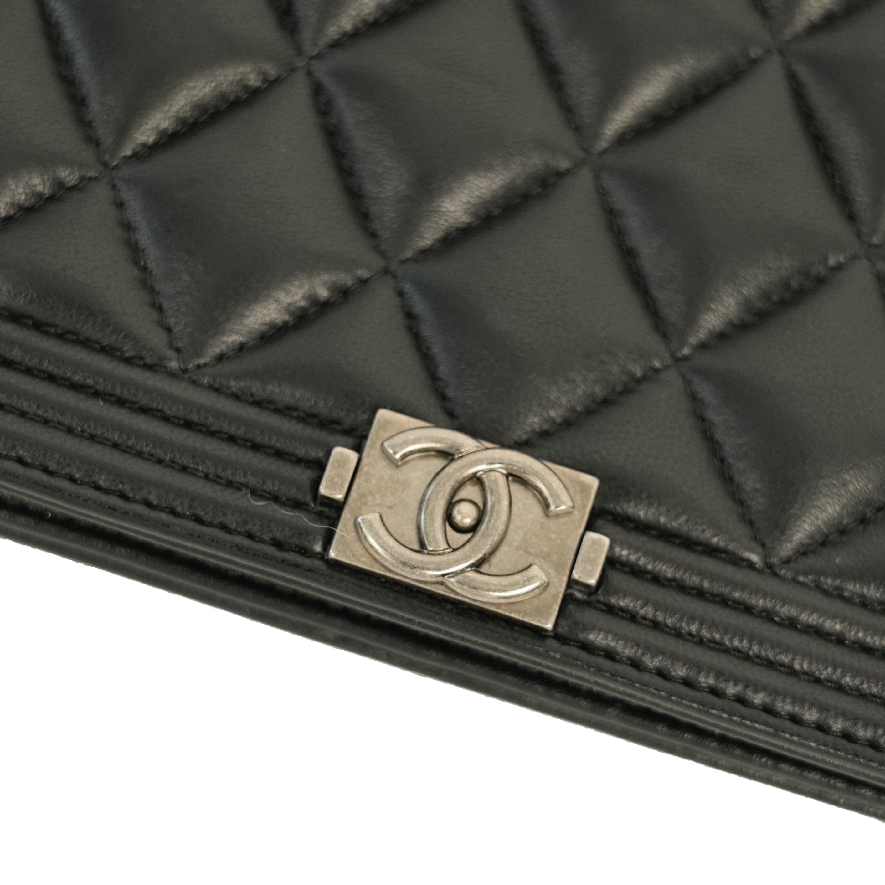 CHANEL Boy Chanel Matelassé Coco Mark Chain Wallet / Shoulder Bag