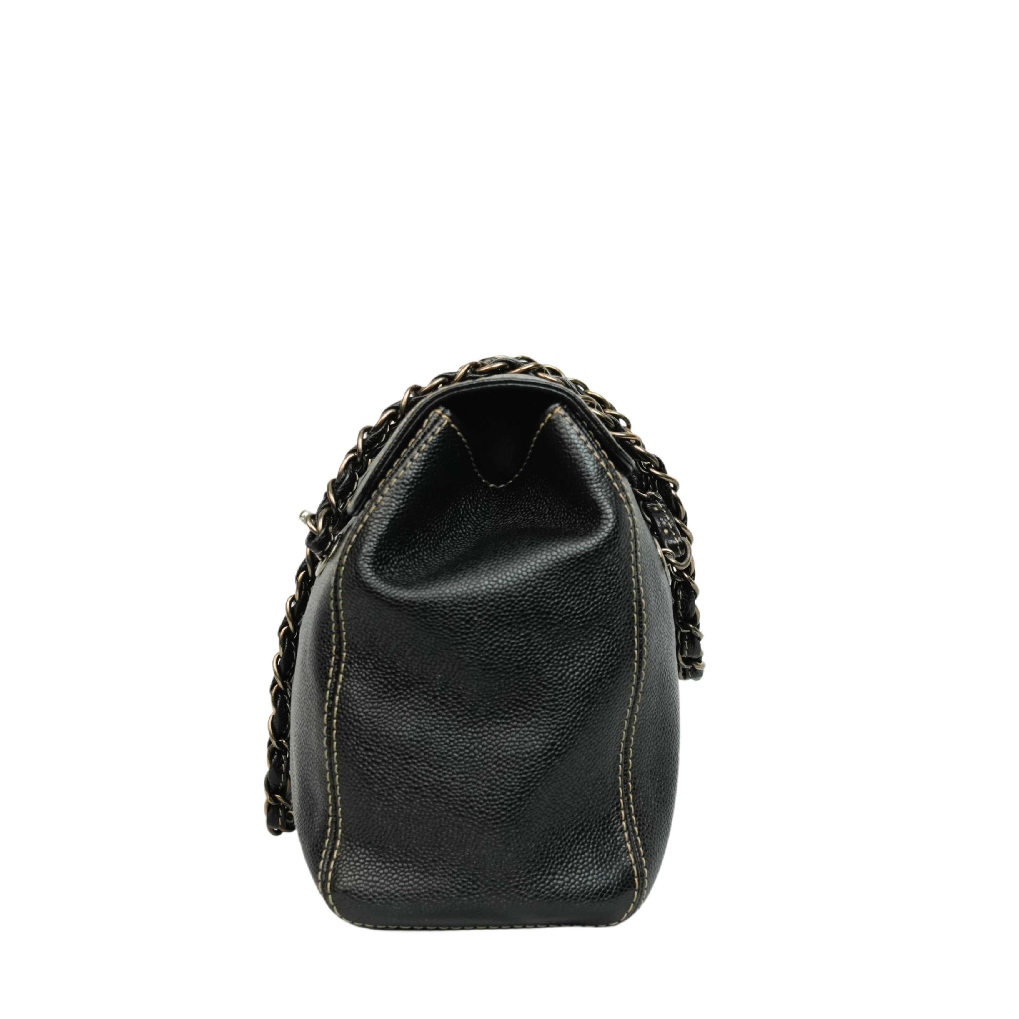 CHANEL 2002–2003 Chain Caviar Leather Shoulder Bag