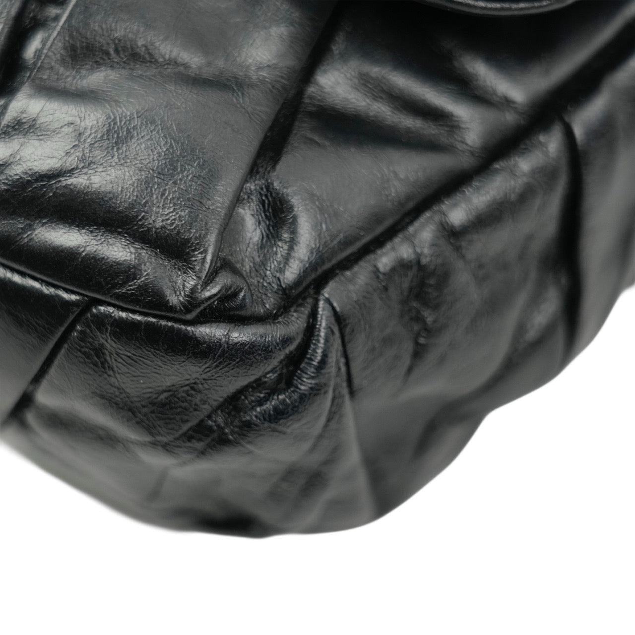 CHANEL 2009-2010 Pleated Shoulder Bag