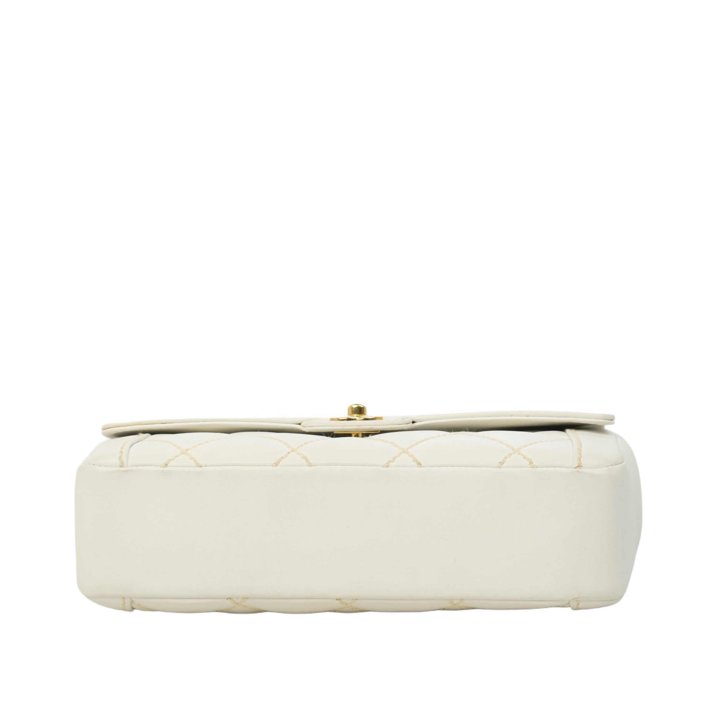 CHANEL 2004-2005 Matelassé Handbag