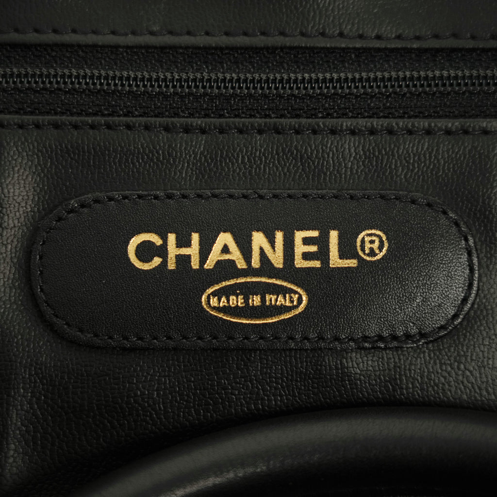 CHANEL 1991–1994 Matelassé Boston 60 Handbag / Shoulder Bag 2-Way