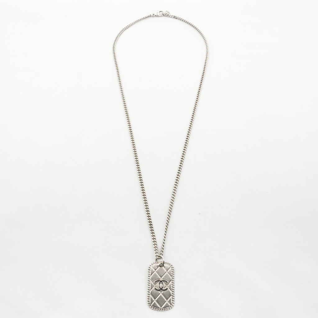 CHANEL 2009 Coco Mark Matelassé Necklace