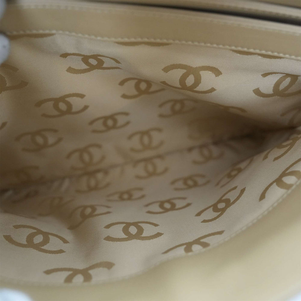 CHANEL 2000-2002 Matelassé Chain Tote Bag/Shoulder Bag