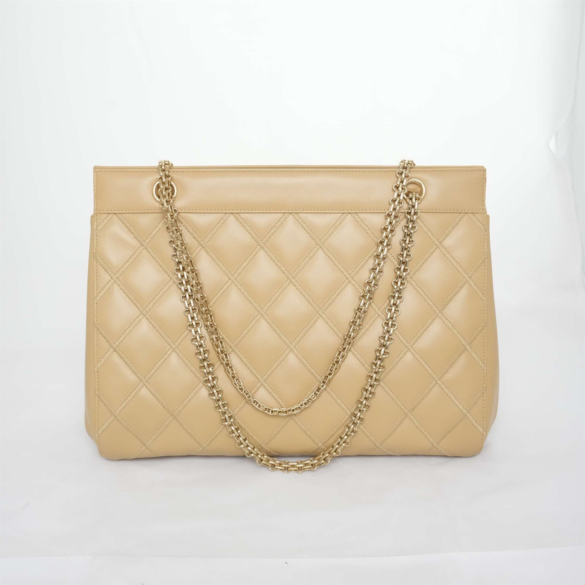 CHANEL 2000-2002 Matelassé Chain Tote Bag/Shoulder Bag