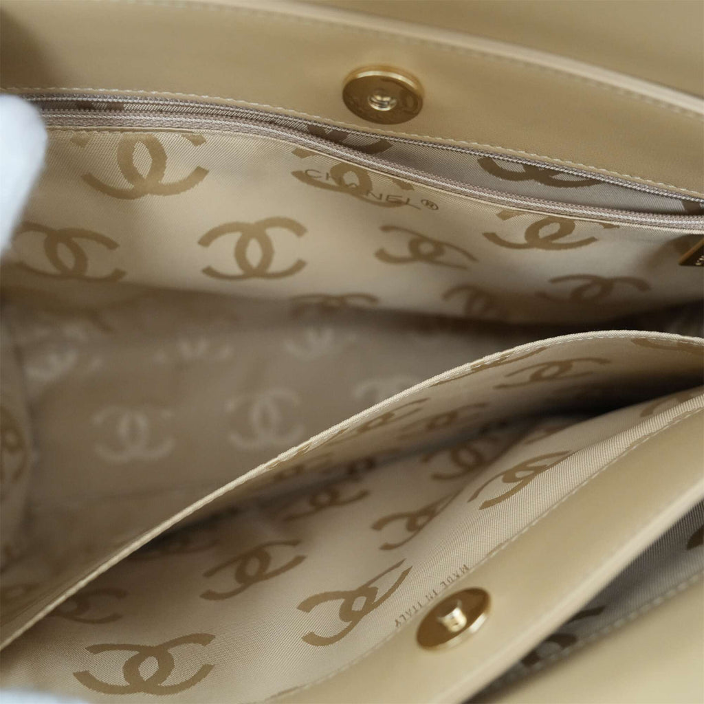 CHANEL 2000-2002 Matelassé Chain Tote Bag/Shoulder Bag